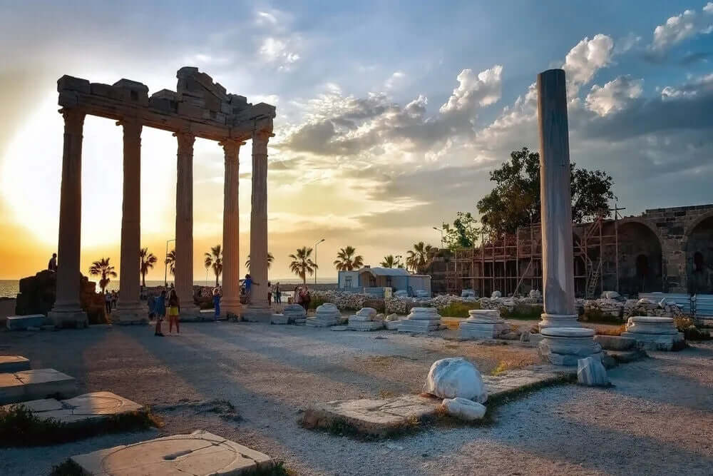 side-apollon-temple